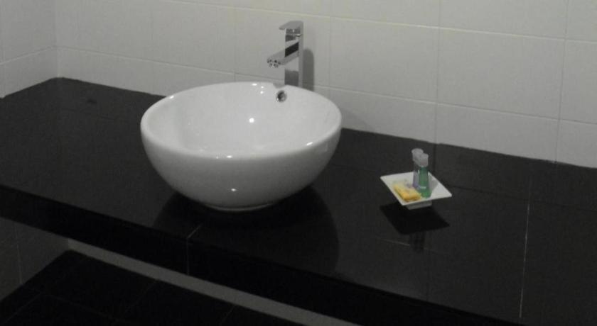 Regent Hotel Bintulu Kültér fotó