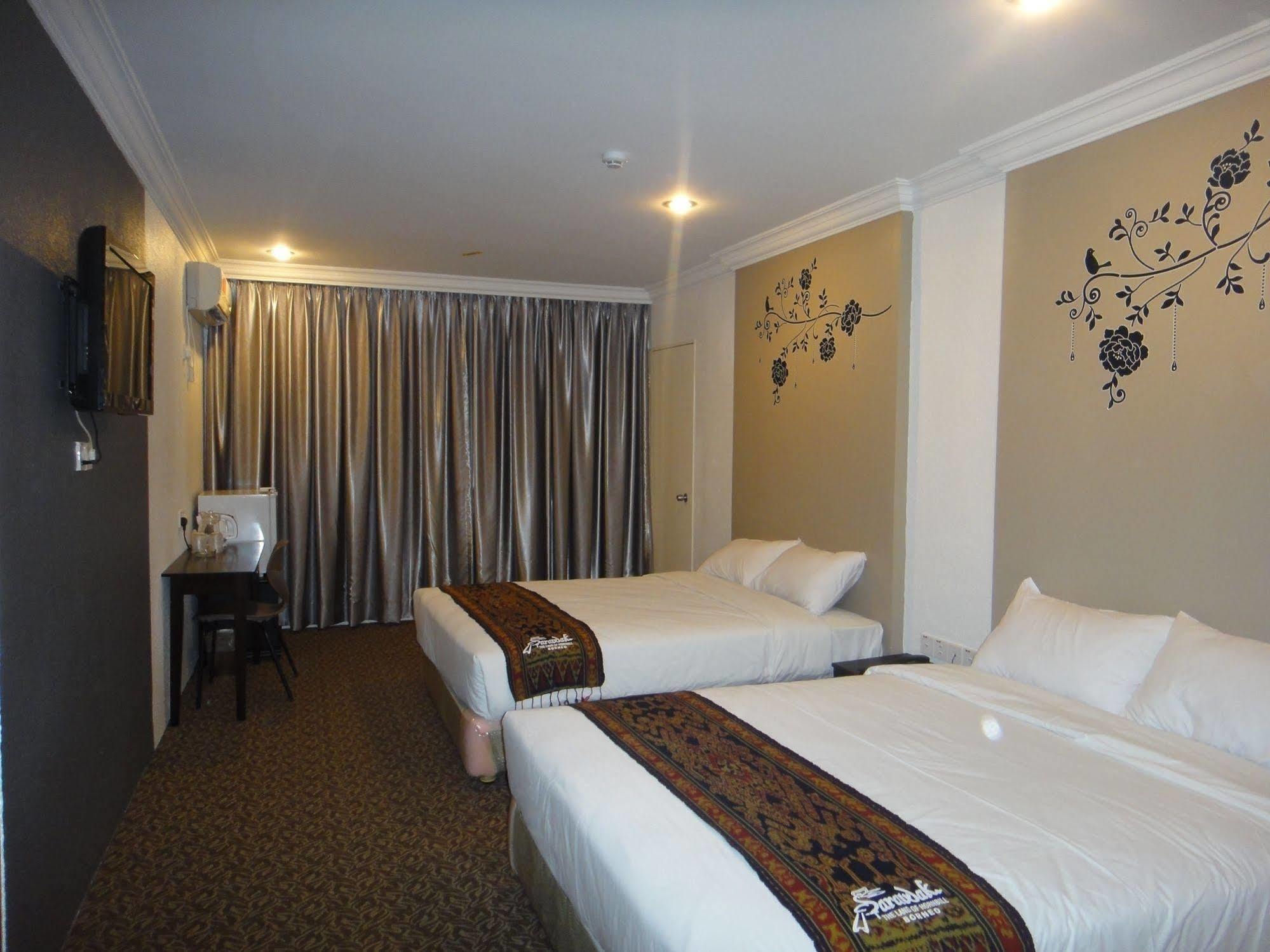 Regent Hotel Bintulu Kültér fotó